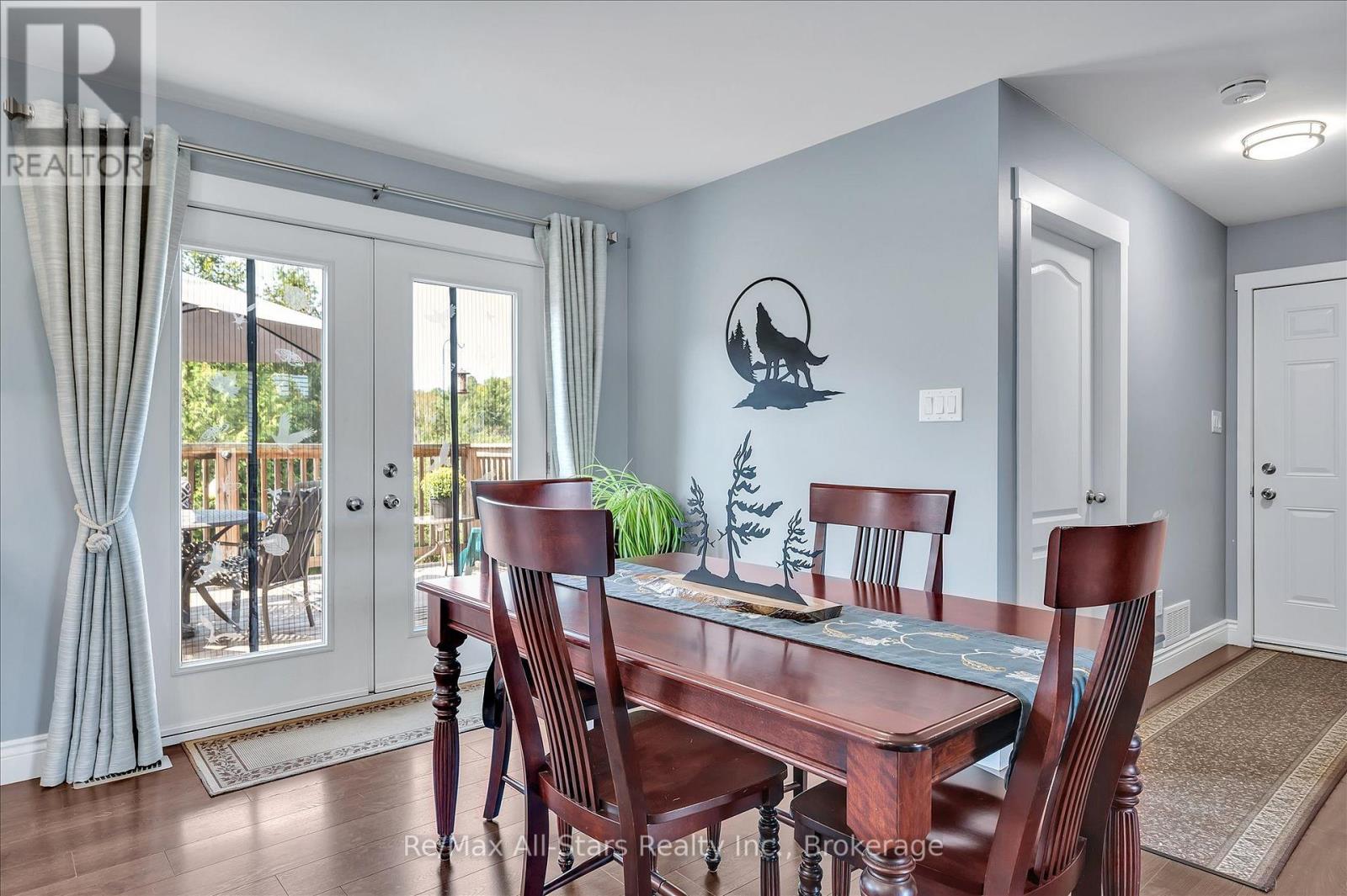 299 BARRY ROAD - Image 15
