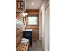 347 Prinyers Cove Crescent, Prince Edward County, ON K0K2T0 Photo 29