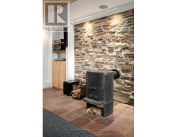 347 Prinyers Cove Crescent, Prince Edward County, ON K0K2T0 Photo 38