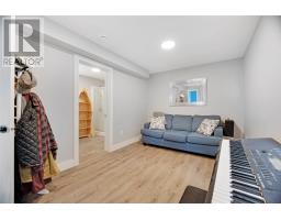 56 Oaken Drive thumbnail 15