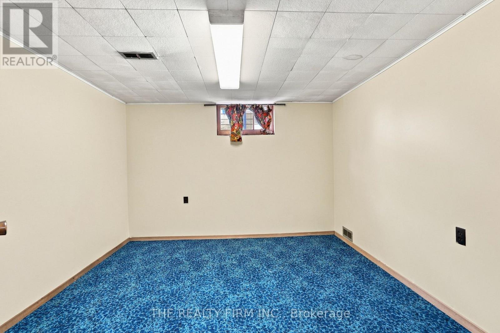 35 WHARNCLIFFE ROAD S - Image 31