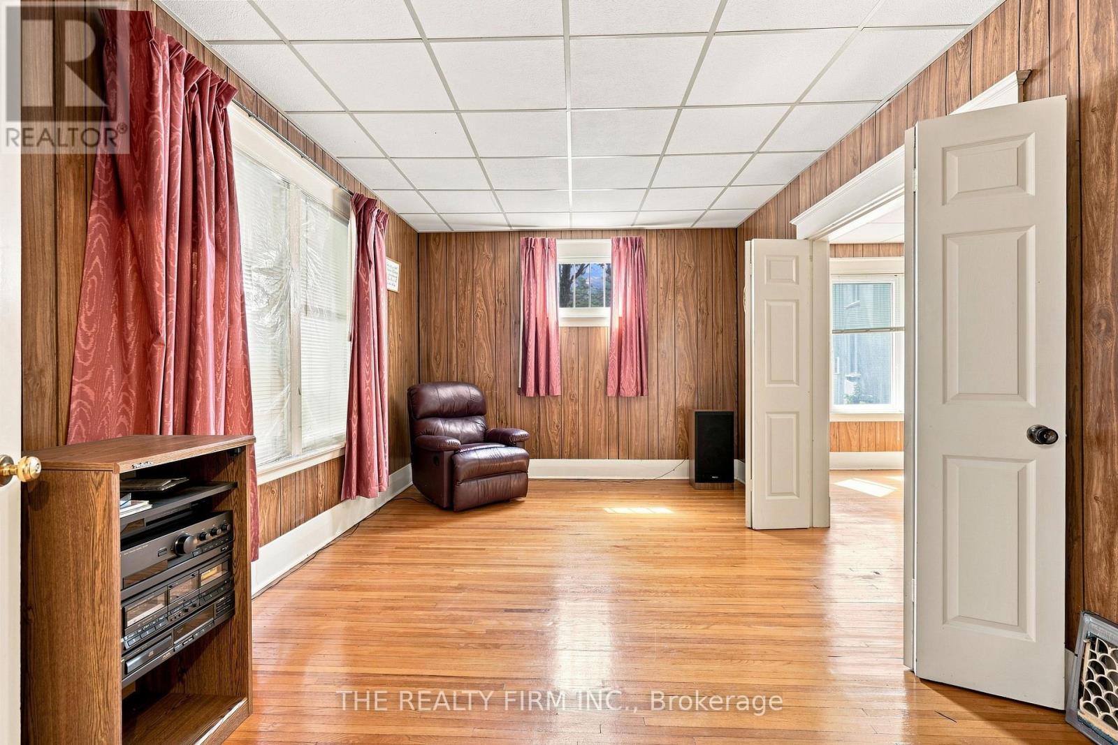 35 WHARNCLIFFE ROAD S - Image 8