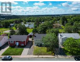 22 Holbrook Avenue thumbnail 15