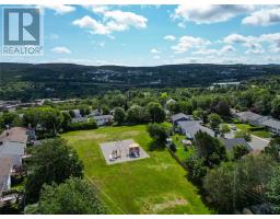 22 Holbrook Avenue thumbnail 16