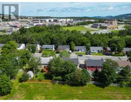 22 Holbrook Avenue thumbnail 18