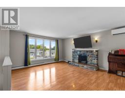 22 Holbrook Avenue thumbnail 7