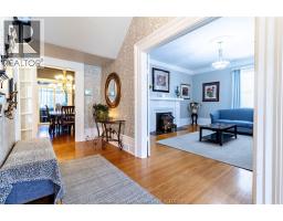 Bedroom - 335 Wellington Street West, Chatham, ON N7M1K2 Photo 6