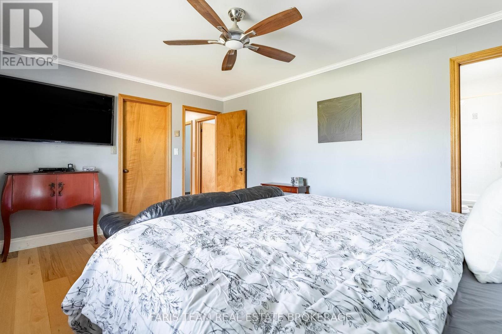 3299 SHOREVIEW DRIVE - 15