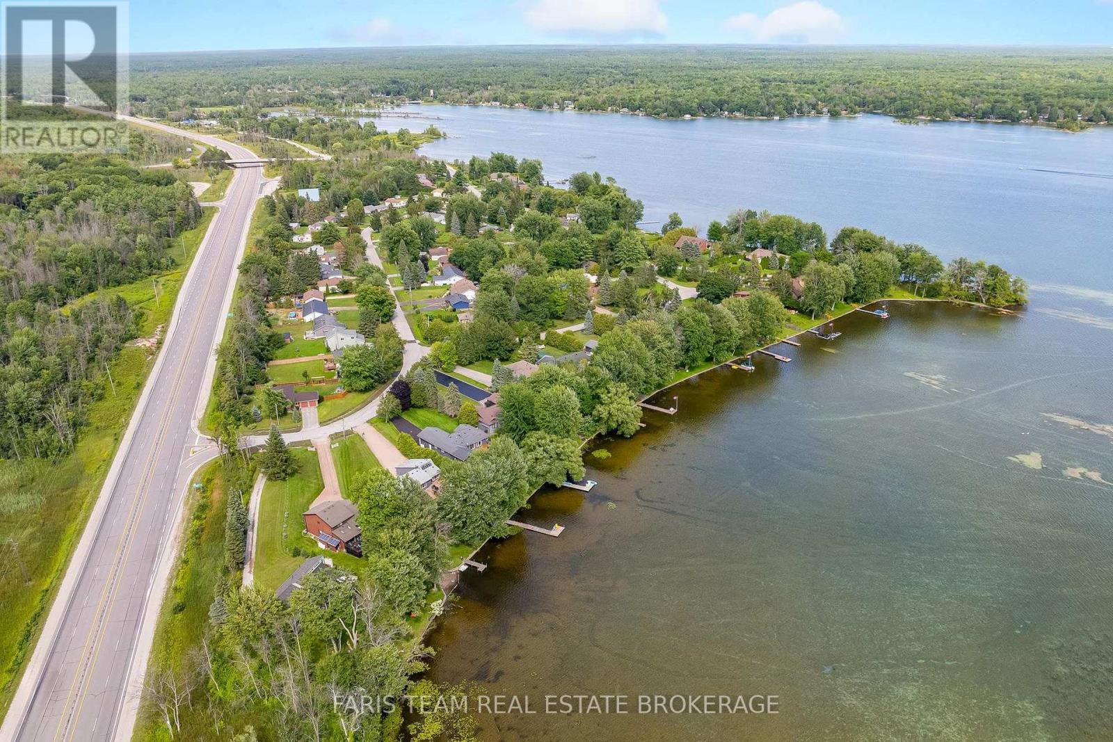 3299 SHOREVIEW DRIVE - 36
