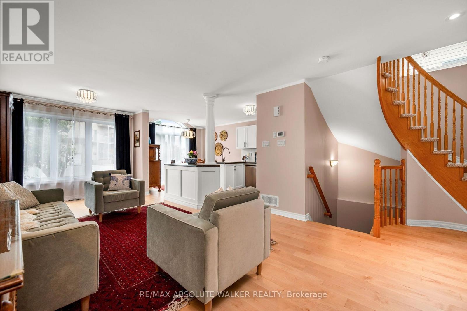 446 GOLDENBROOK WAY - Image 14