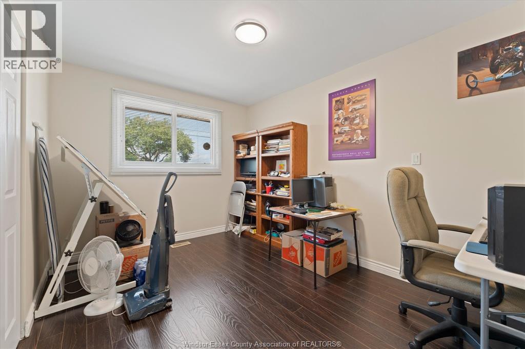 2402 St. Alphonse AVENUE - Image 16