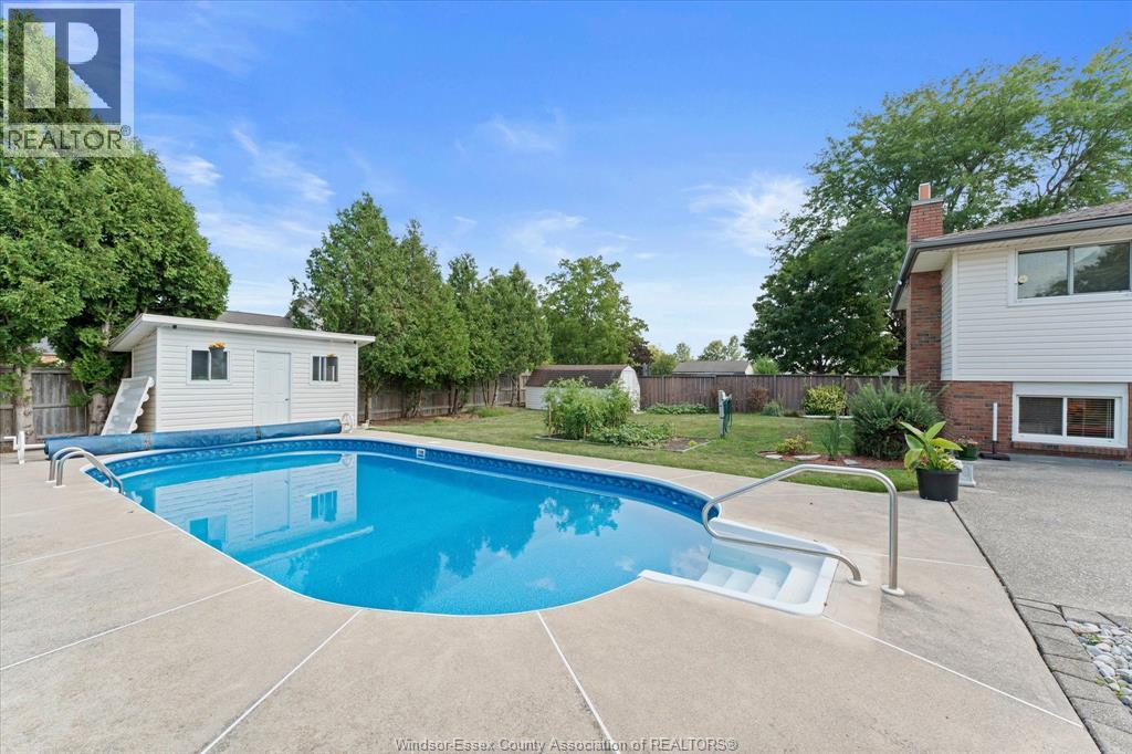 2402 St. Alphonse AVENUE - Image 30