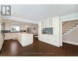 Laundry room - 19 Talgarth Road, Toronto, ON M9B6H1 Photo 6
