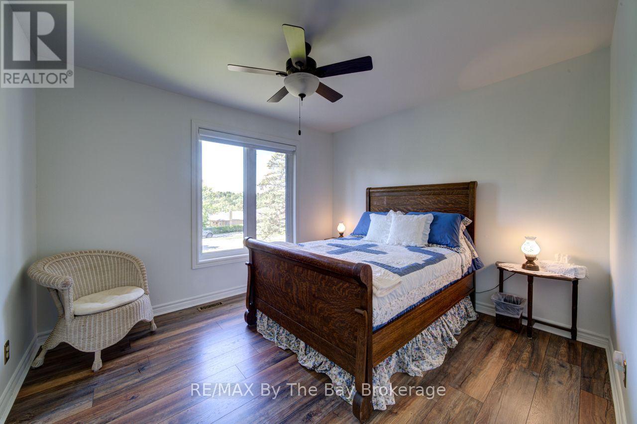 50 HILLTOP COURT - 16