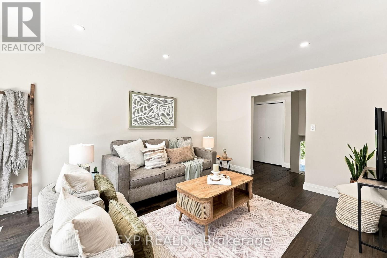 136 COULTER DRIVE - Image 12