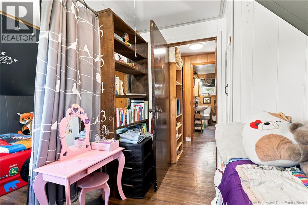 29 McAdam Street - 32