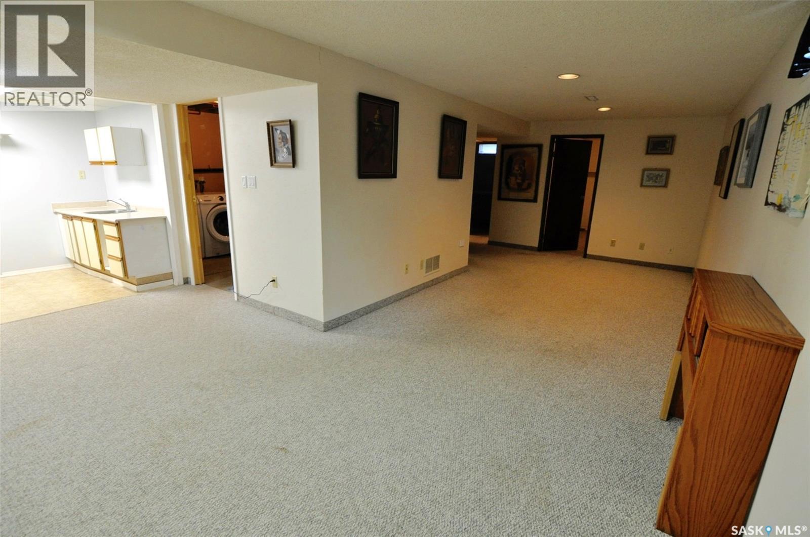 407 Wathaman CRESCENT - 34