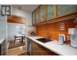 347 Prinyers Cove Crescent, Prince Edward County, ON K0K2T0 Photo 22