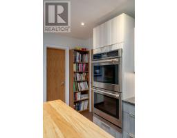 347 Prinyers Cove Crescent, Prince Edward County, ON K0K2T0 Photo 21