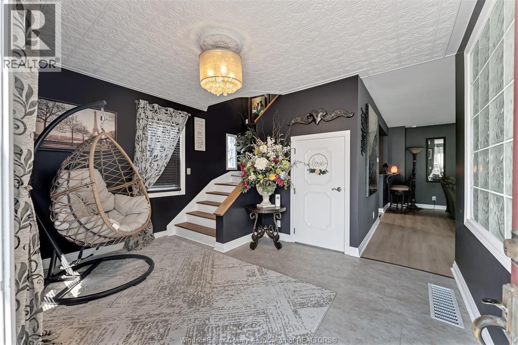 858 LESPERANCE - 13