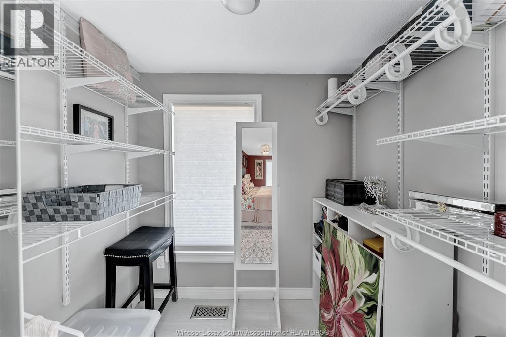 858 LESPERANCE - Image 31