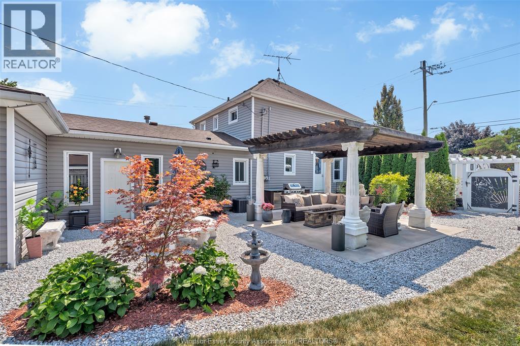 858 LESPERANCE - 5