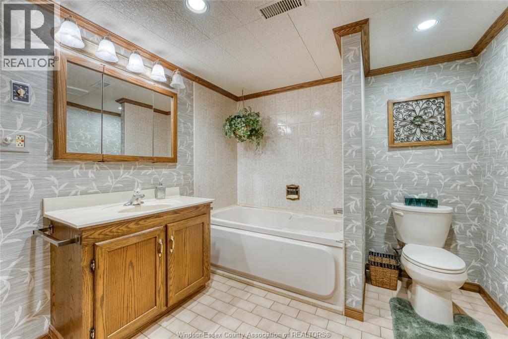 1709 GLADSTONE AVENUE - Image 30