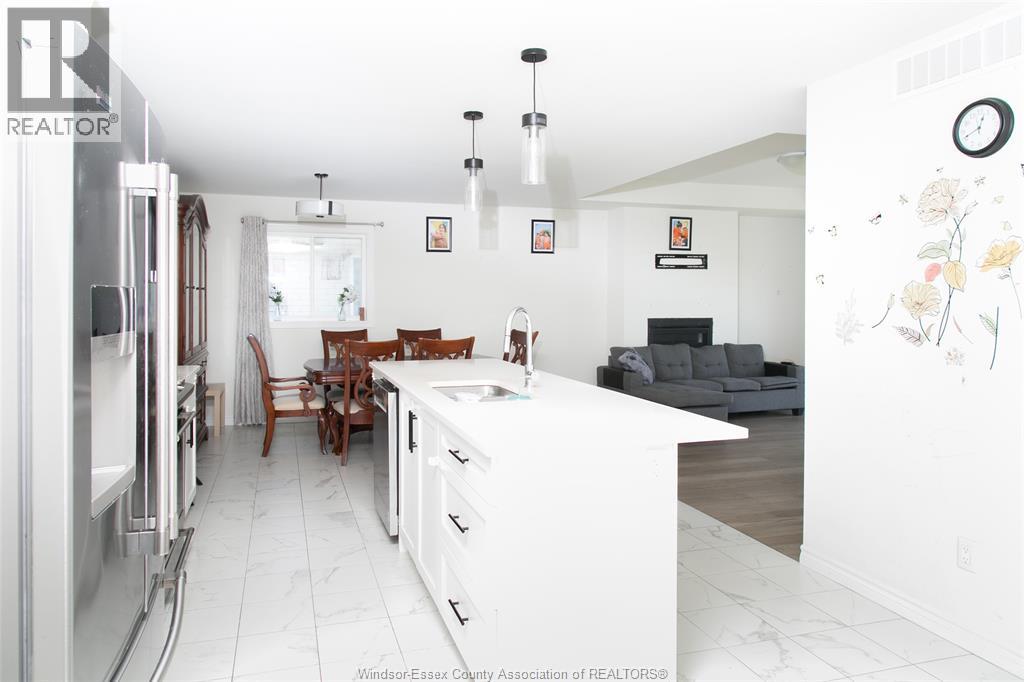 1063 Aspen Ridge CRESCENT - Image 3