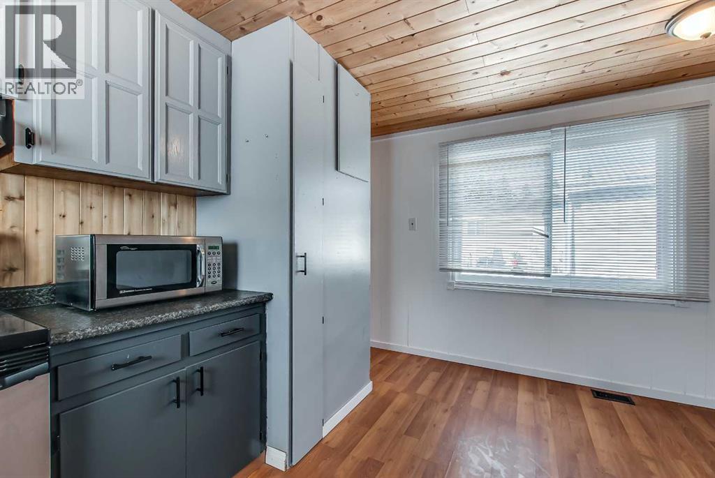 231 Fairchild Street SW - 19