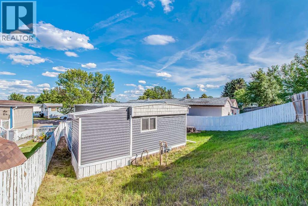 231 Fairchild Street SW - 38