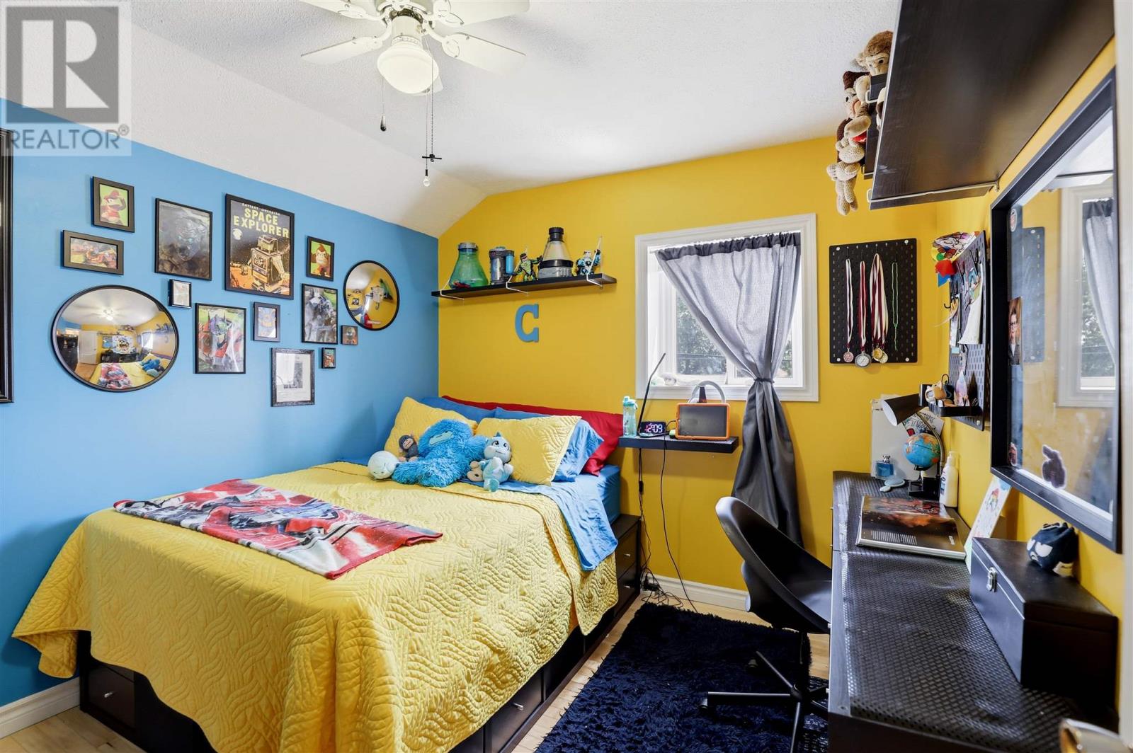 63 Elmwood AVE - Image 21