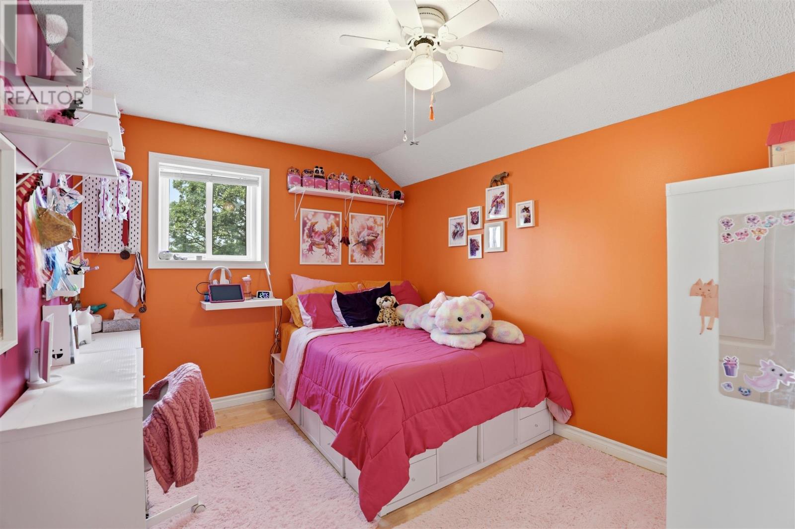 63 Elmwood AVE - 19