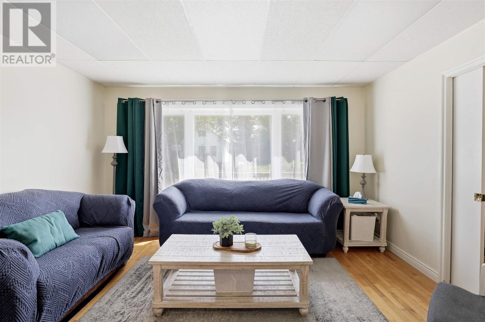 63 Elmwood AVE - Image 3