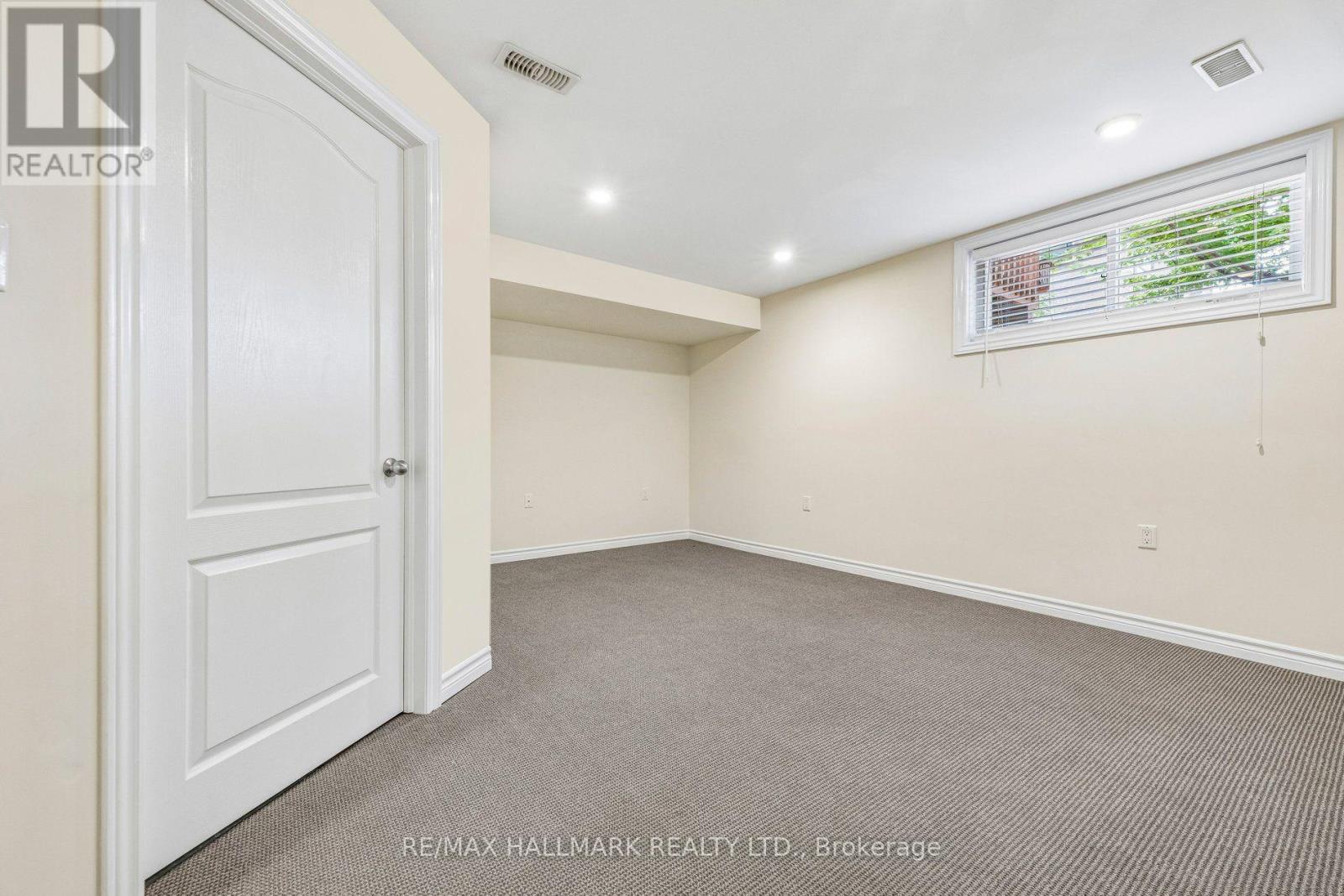 24 MARKHAM TRAIL - Image 23