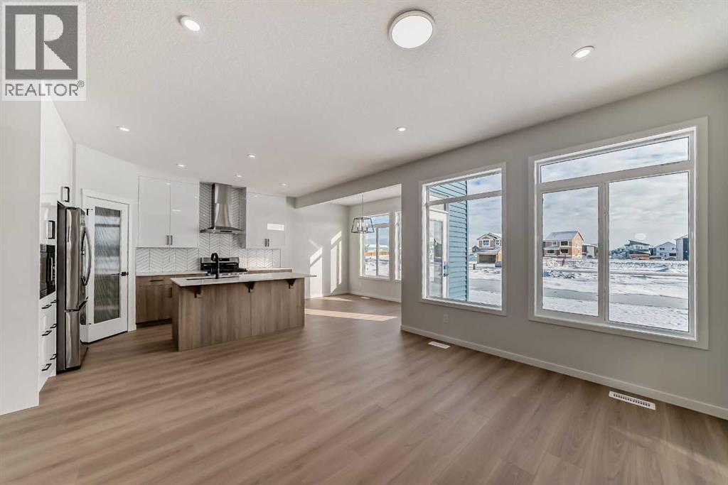 374 Corner Glen Way NE - 7