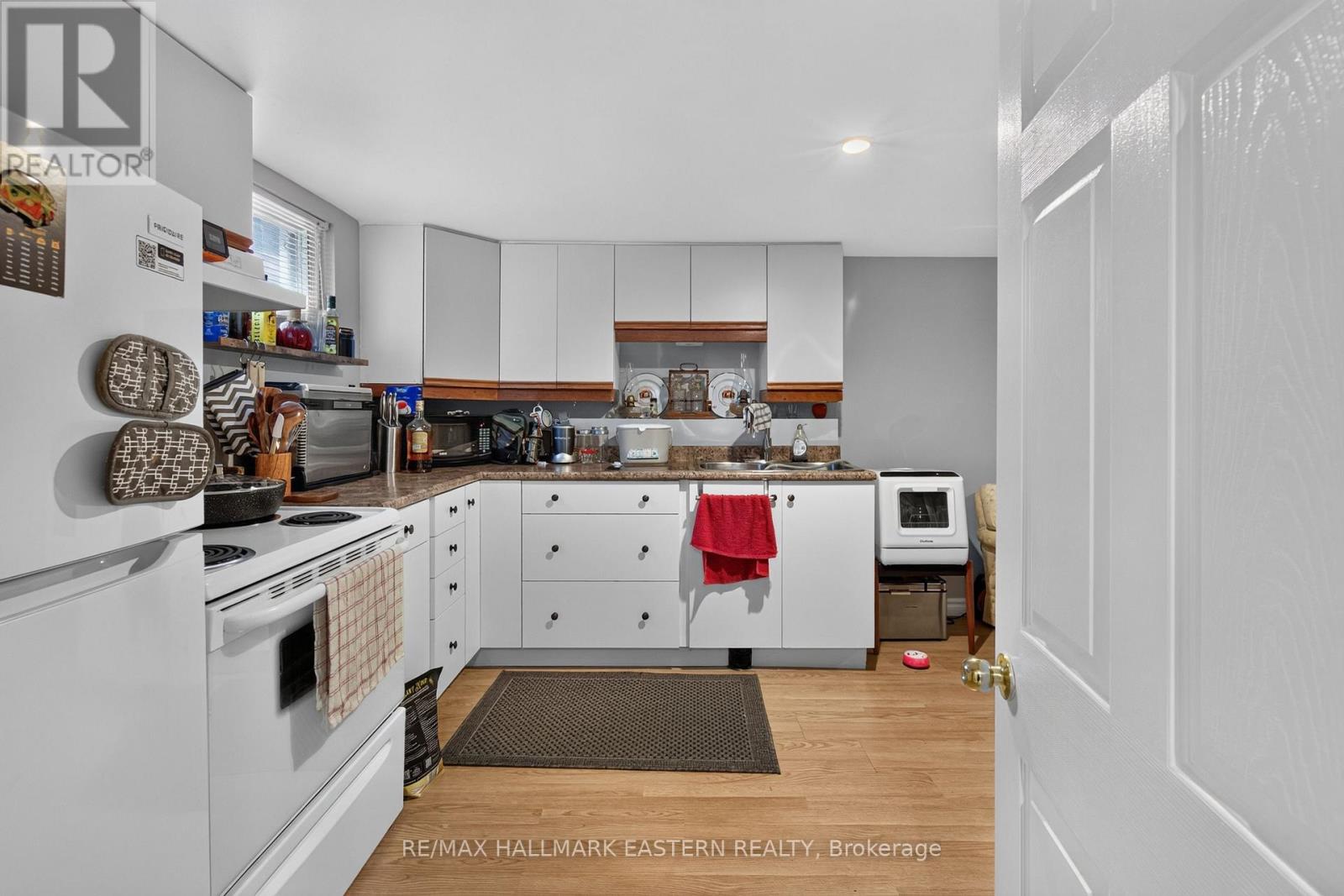 501 GLENGARRY AVENUE - Image 27