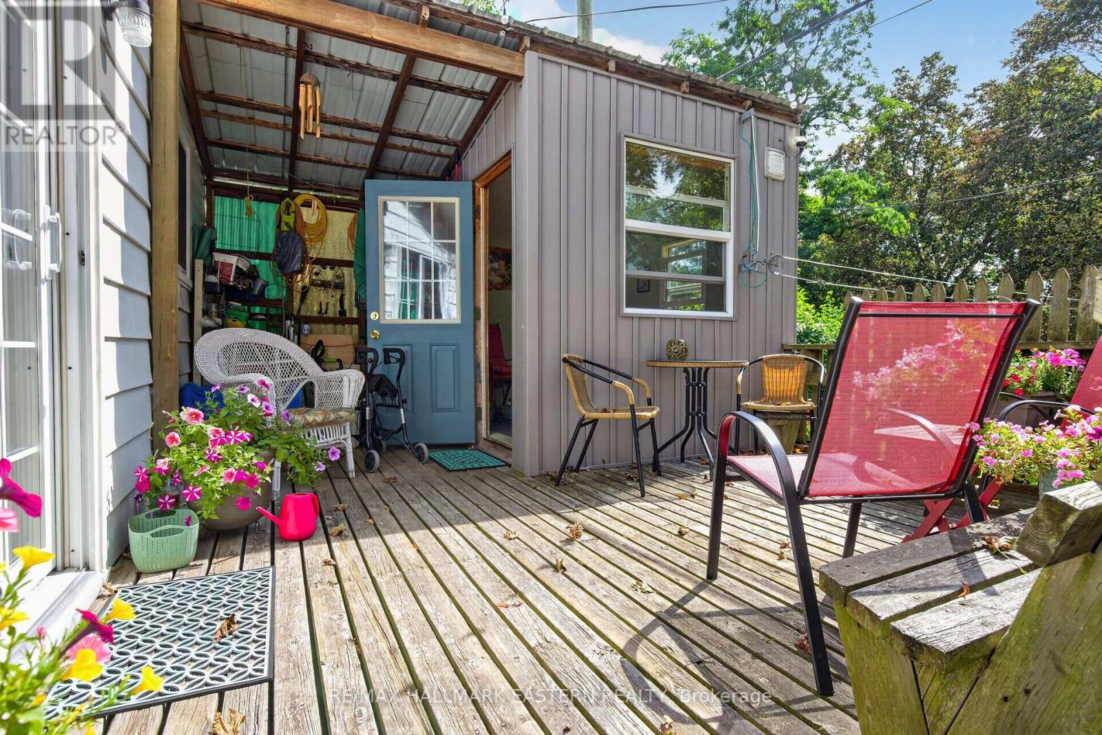 501 GLENGARRY AVENUE - Image 32