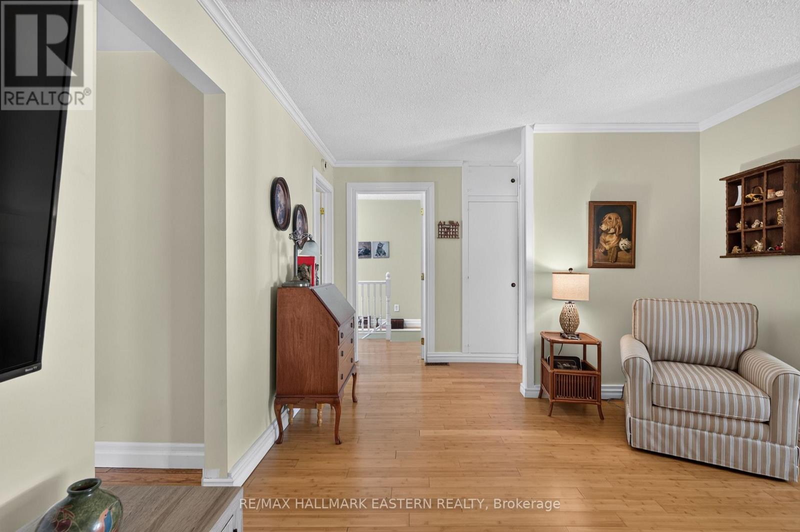 501 GLENGARRY AVENUE - Image 8