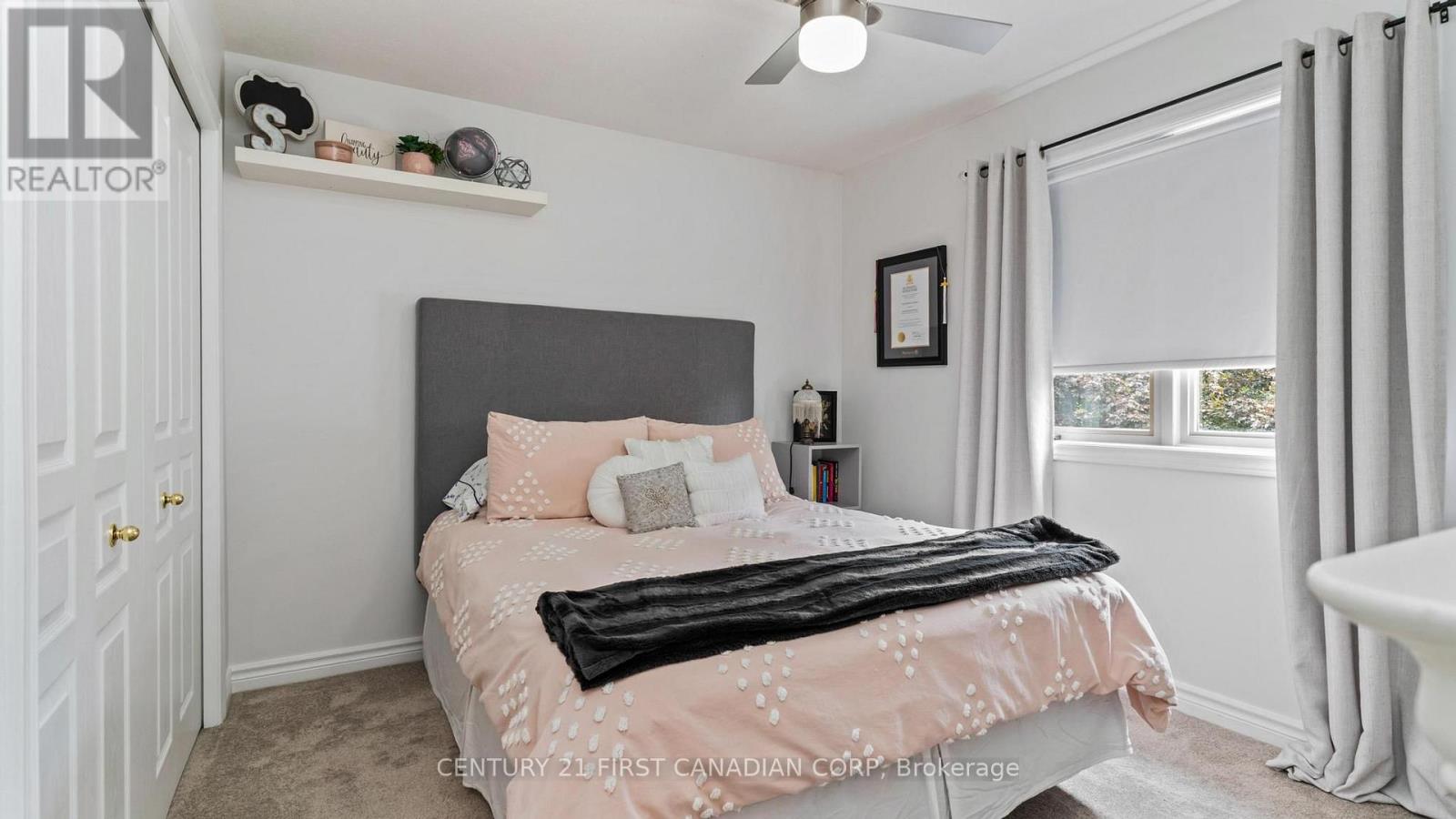 114 LONGVIEW COURT - 26