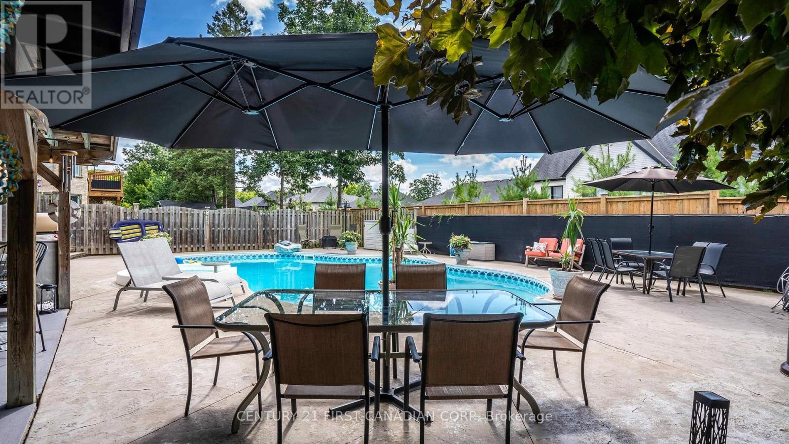 114 LONGVIEW COURT - 40