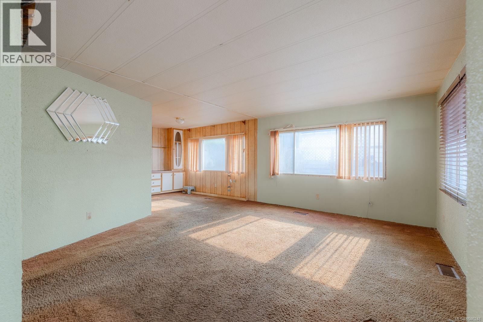 #18 158 Cooper Rd - Image 13