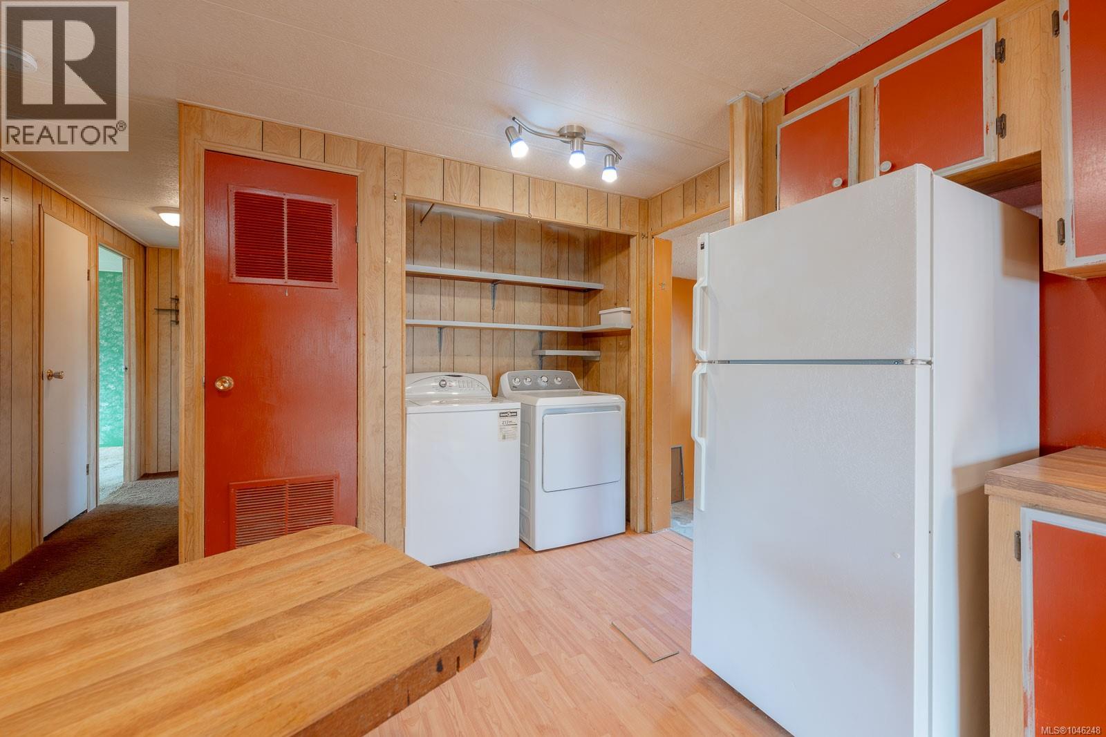 #18 158 Cooper Rd - Image 26