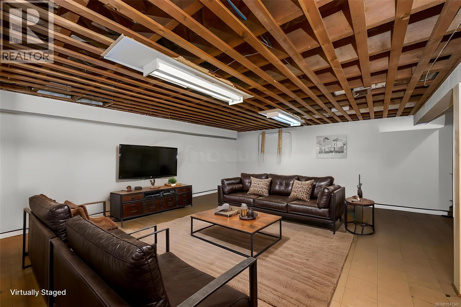 6182 Grieve Rd - Image 46