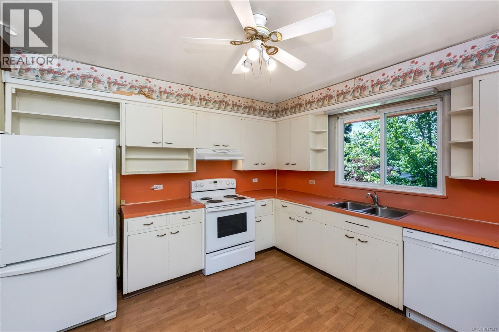 6182 Grieve Rd - Image 12