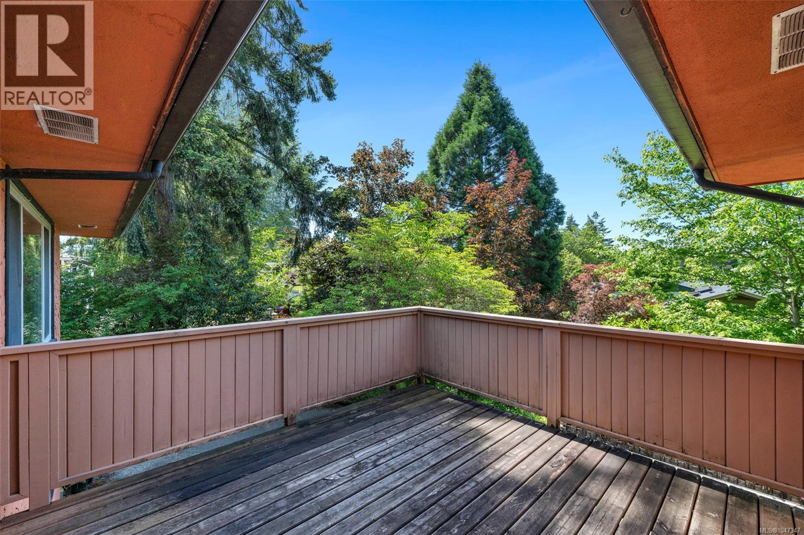 6182 Grieve Rd - Image 30