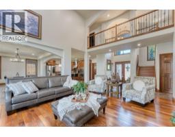 5pc Ensuite bath - 201 Ellison, Leamington, ON N8H5J2 Photo 8