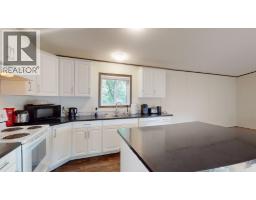 40 Wilderness  Heights Way, Elkford, BC V0B1H0 Photo 13