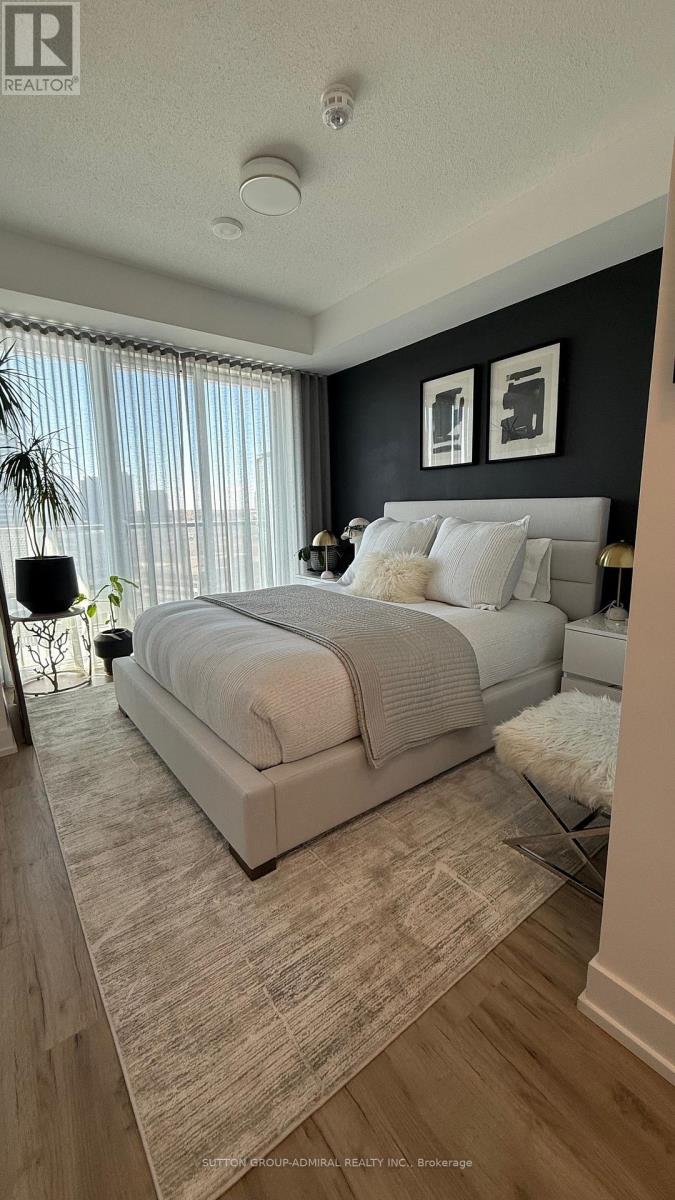 #1630 25 ADRA GRADO WAY - 18
