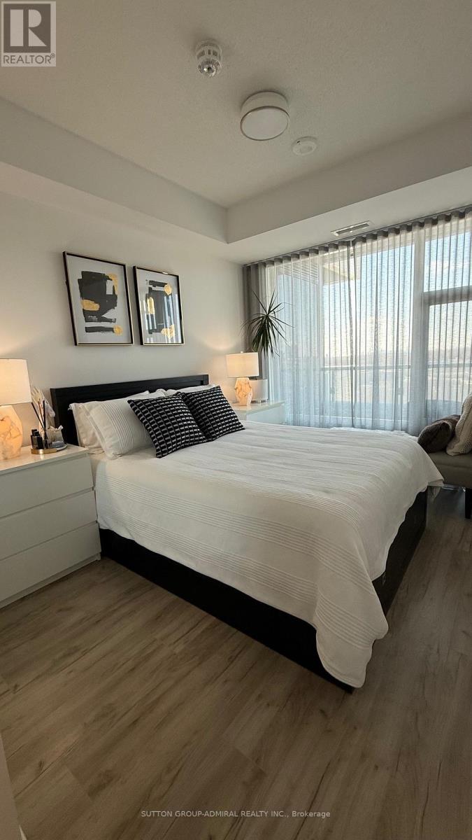 #1630 25 ADRA GRADO WAY - 27
