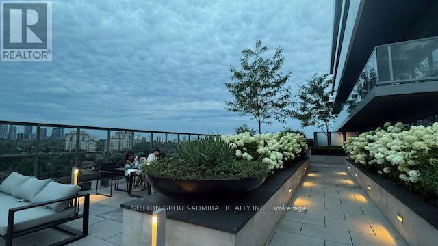 #1630 25 ADRA GRADO WAY - 37